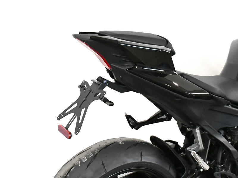 PORTATARGA REGOLABILE YAMAHA R9 2025